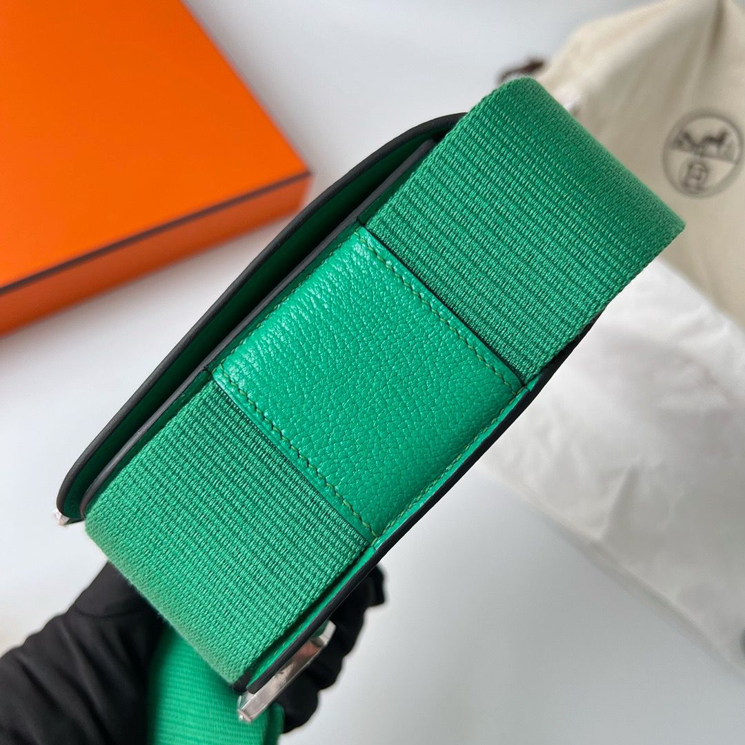 Hermes Geta Handmade Bag In Menthe Chevre Mysore Leather - Image 6