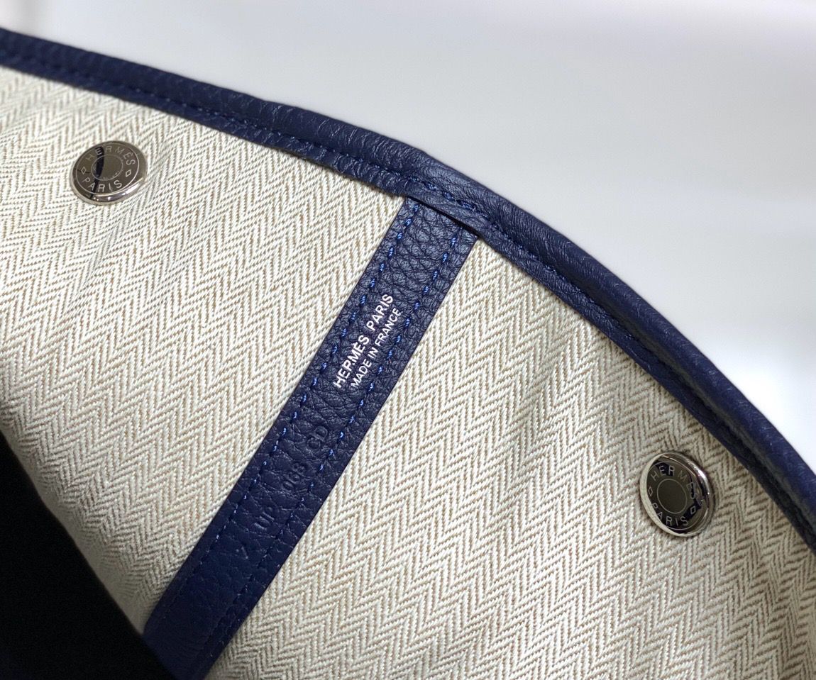 Hermes Garden Party 36 Bag In Blue Saphir Clemence Leather - Image 8