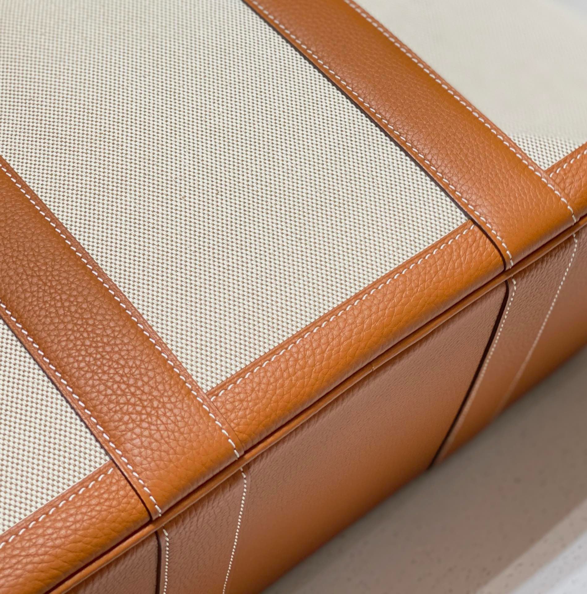 Hermes Garden Party 36cm Bag in Toile and Gold Leather - Image 6