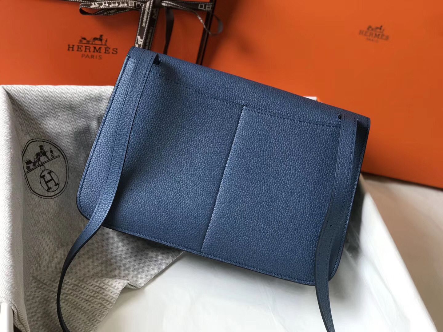 Hermes Halzan 31cm Bag In Blue Agate Clemence Leather - Image 8