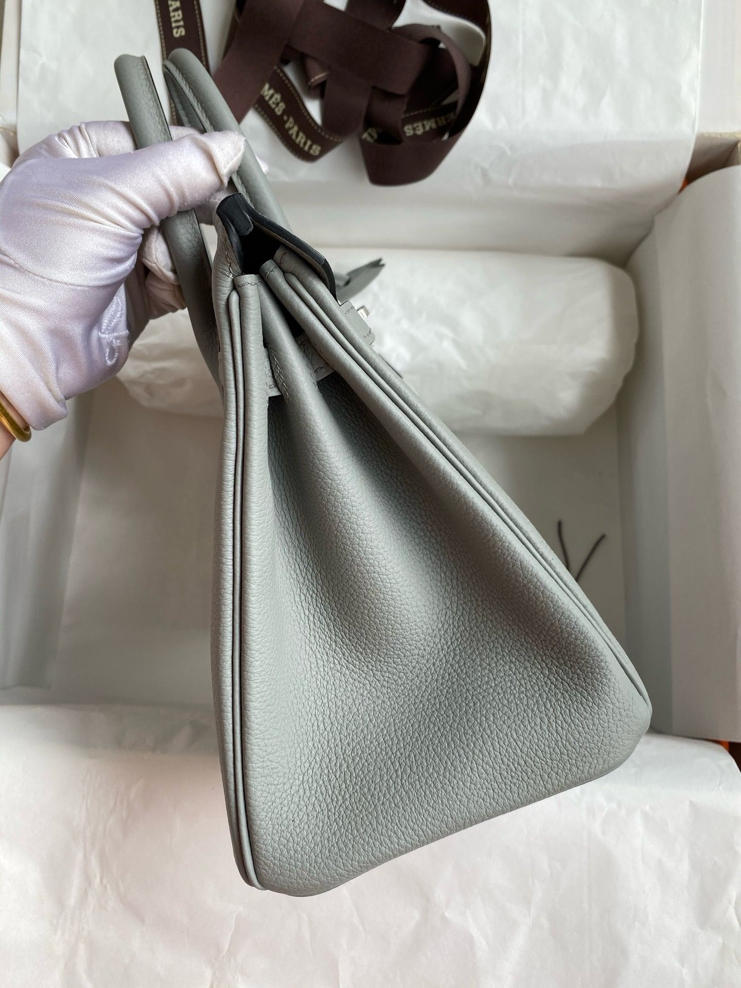 Hermes Birkin 25 Retourne Handmade Bag in Gris Mouette Clemence Leather - Image 6