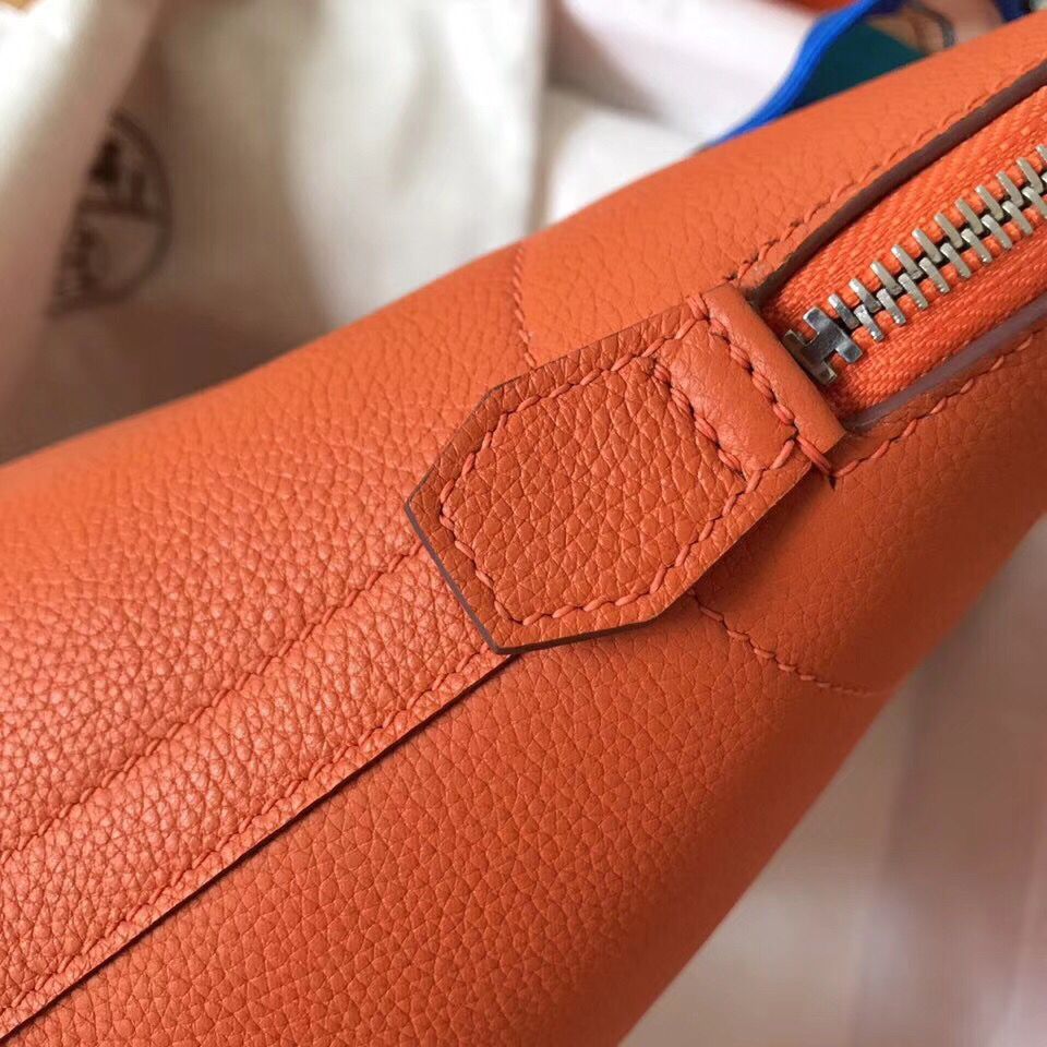Hermes Bolide 35 Handmade Bag In Orange Clemence Leather - Image 5