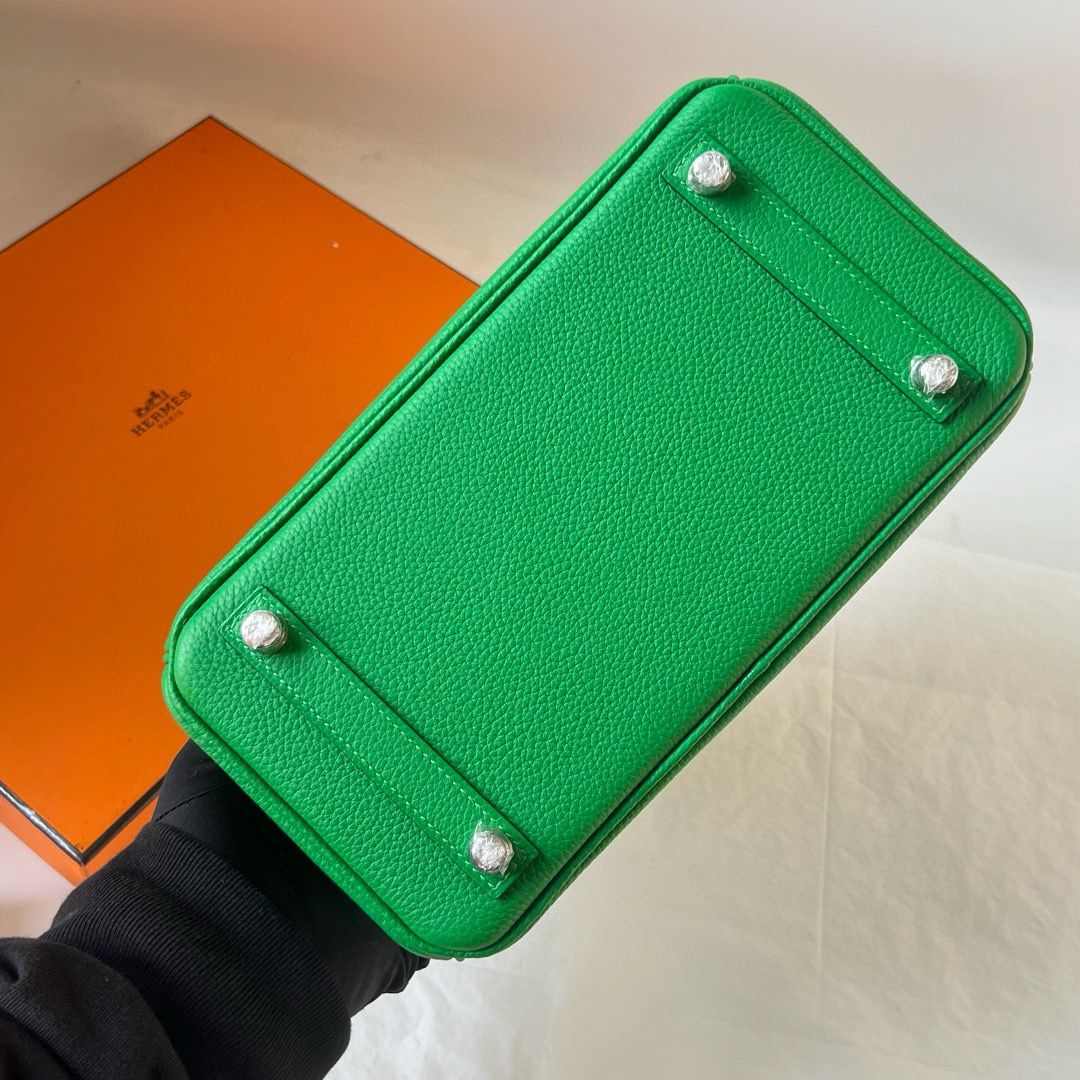 Hermes Touch Birkin 25 Bag in Bambou Clemence and Shiny Alligator Leather - Image 9