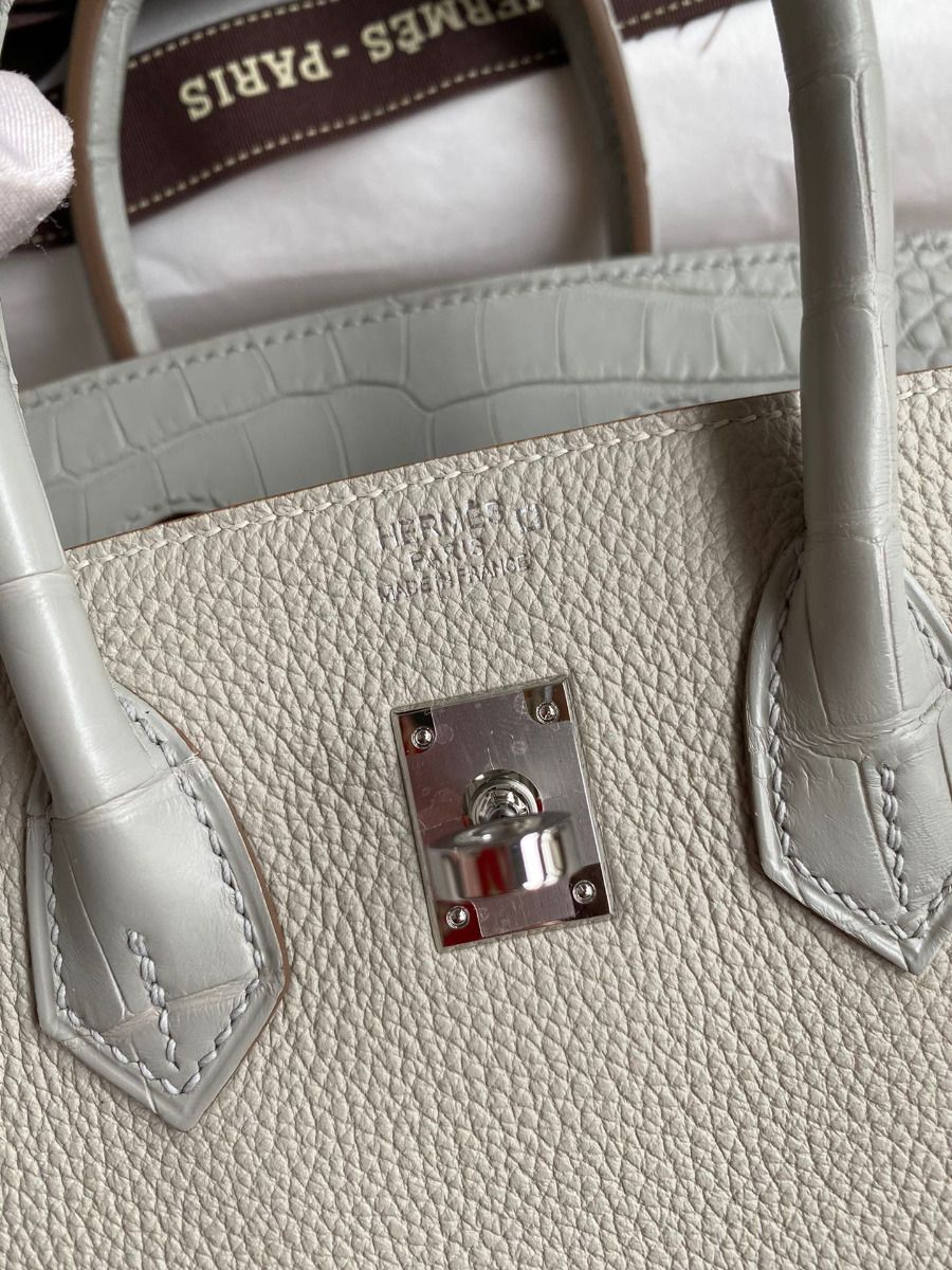 Hermes Touch Birkin 25 Bag in Pearl Grey Togo and Matte Alligator Leather - Image 7