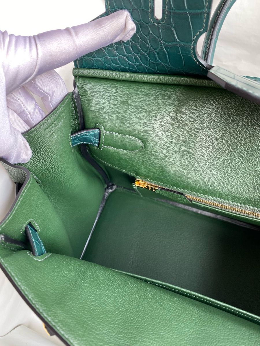 Hermes Touch Birkin 30 Bag in Green Clemence and Matte Alligator Leather - Image 10
