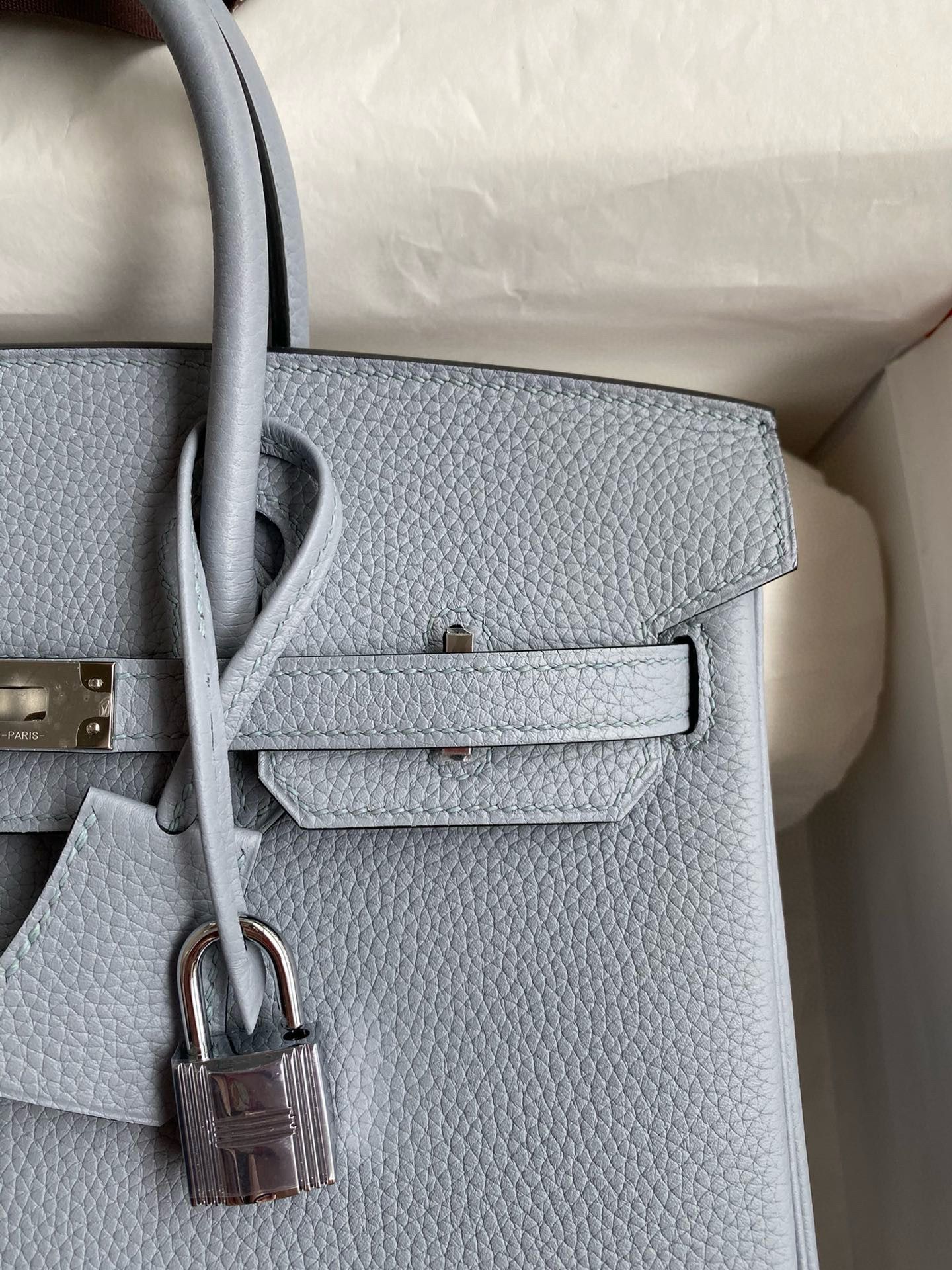 Hermes Birkin 25 Verso Retourne Handmade Bag in Blue Lin Clemence Leather - Image 4