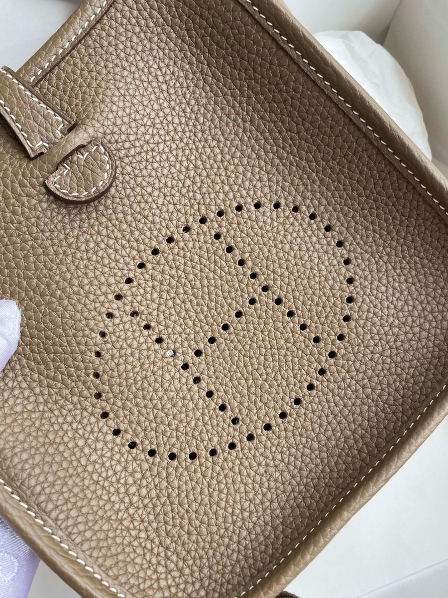 Hermes Evelyne Mini Handmade Bag in Taupe Clemence Leather - Image 4