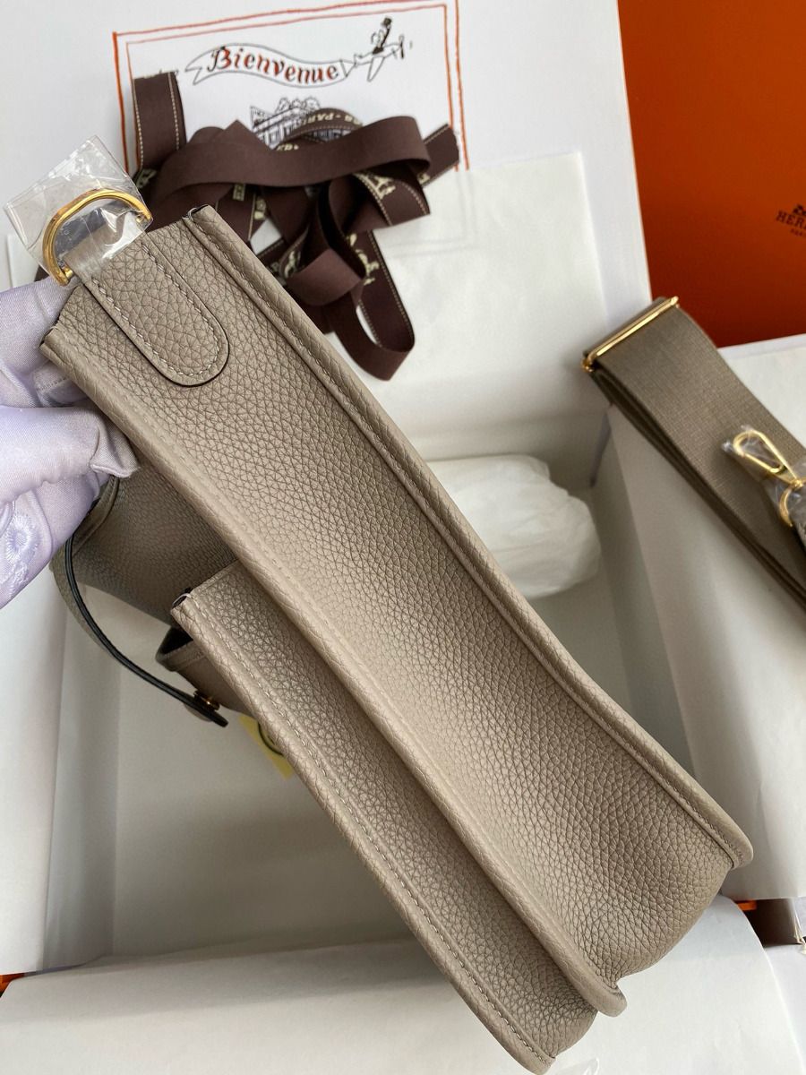 Hermes Evelyne III PM 29 Handmade Bag in Gris Asphalt Clemence Leather - Image 8