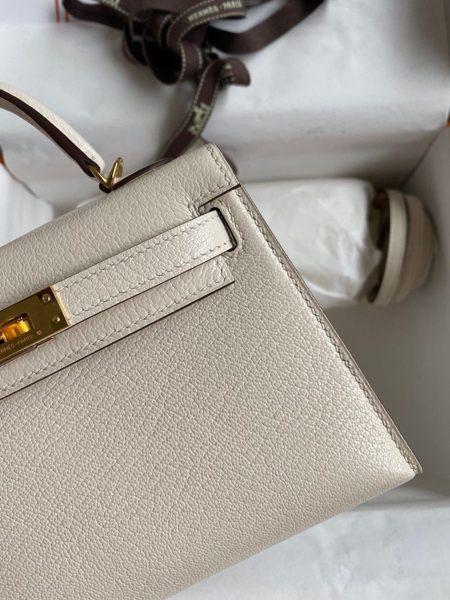Hermes Kelly Mini II Sellier Handmade Bag In Nata Chevre Mysore Leather - Image 5