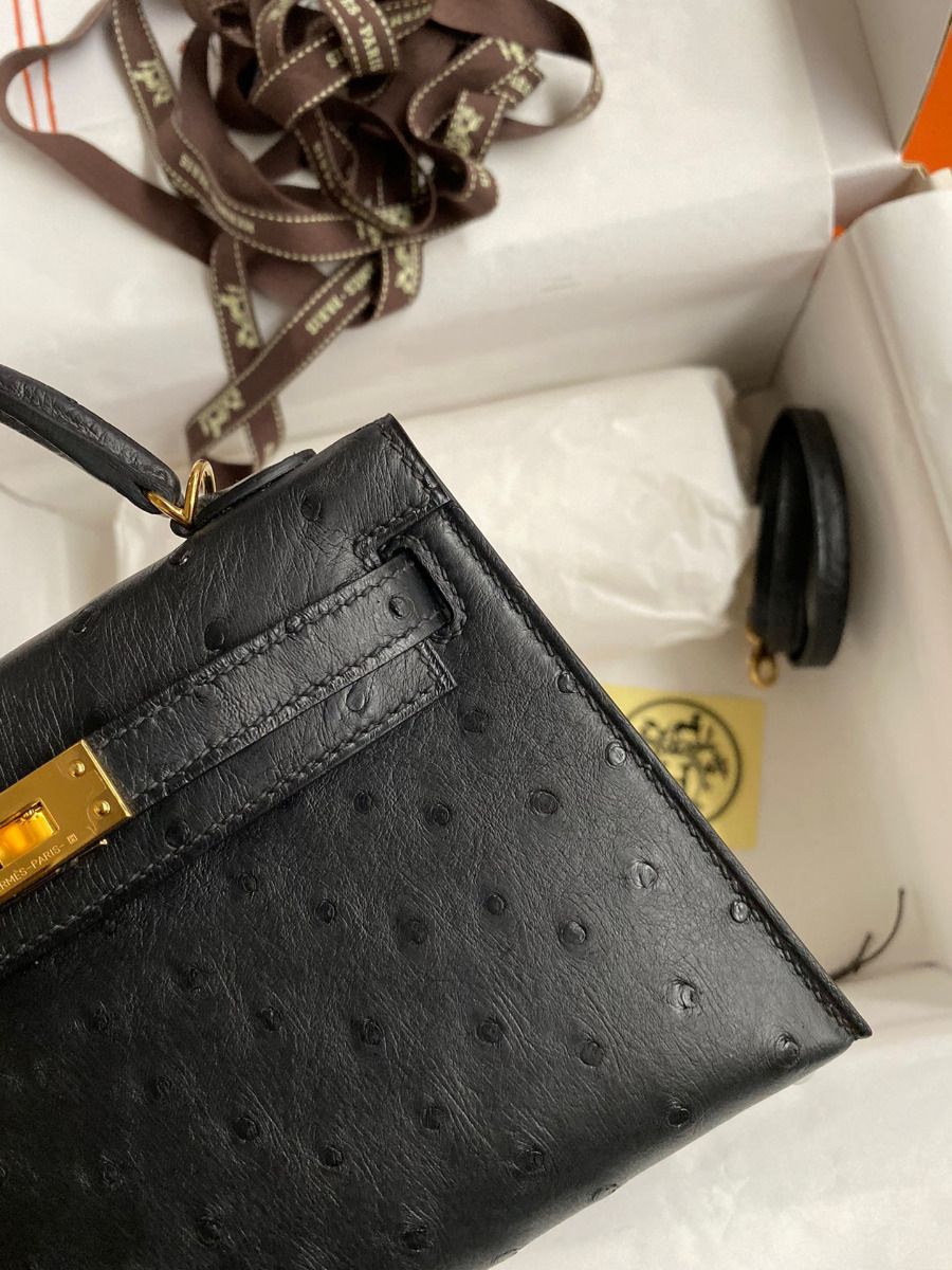 Hermes Kelly Mini II Sellier Handmade Bag In Black Ostrich Leather - Image 4