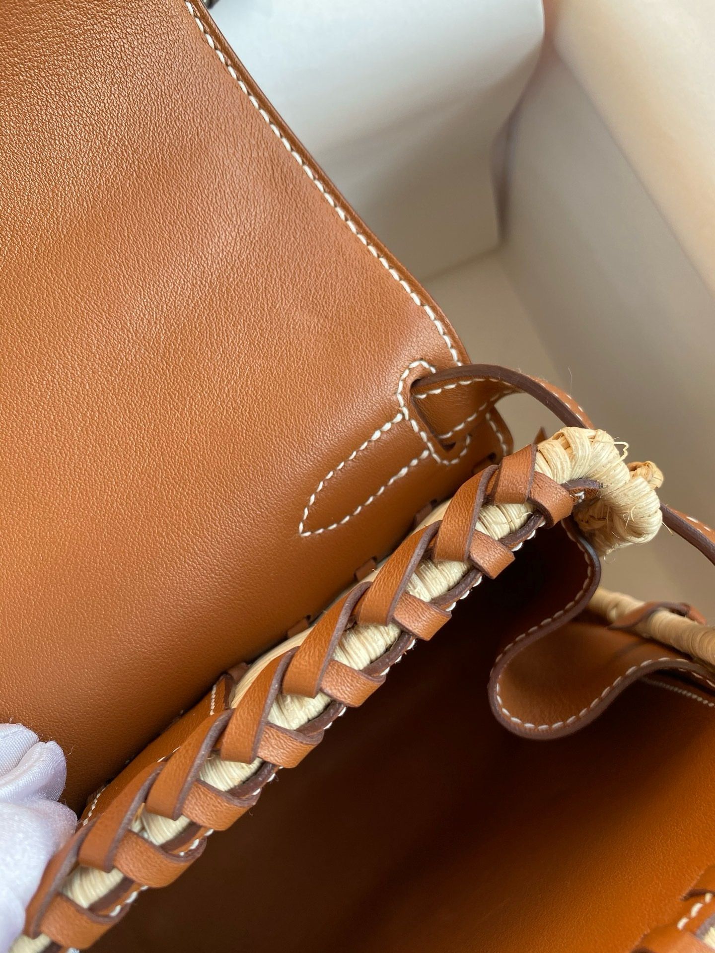 Hermes Picnic Kelly Mini 20 Bag in Wicker and Gold Calfskin - Image 8