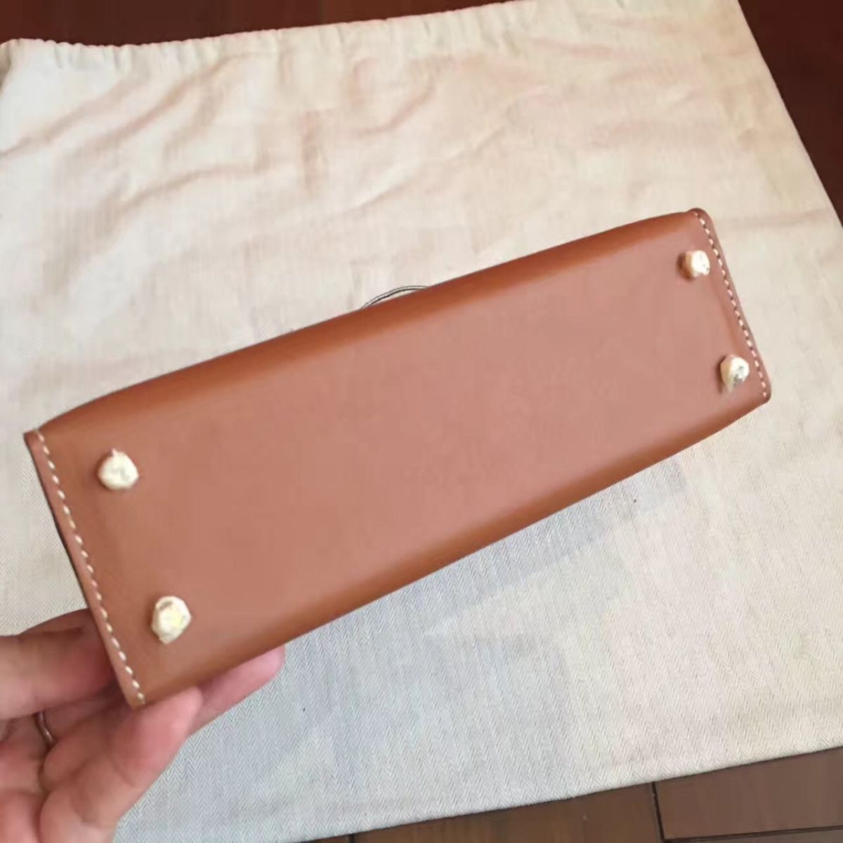 Hermes Kelly Mini II Handmade Bag In Gold Swift Calfskin - Image 6