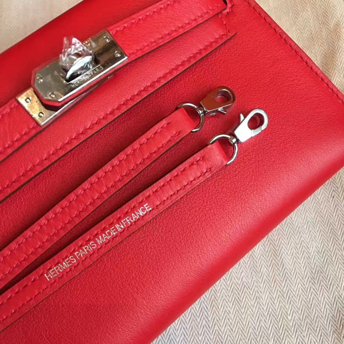 Hermes Kelly Mini II Handmade Bag In Red Swift Calfskin - Image 9