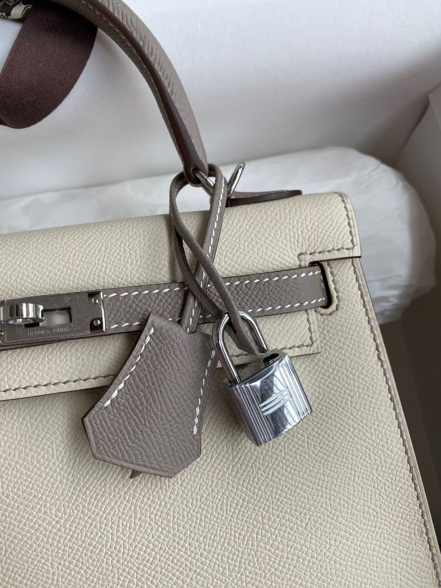 Hermes Kelly Sellier 25 Bicolor Bag in Craie and Gris Asphalt Epsom Calfskin - Image 4