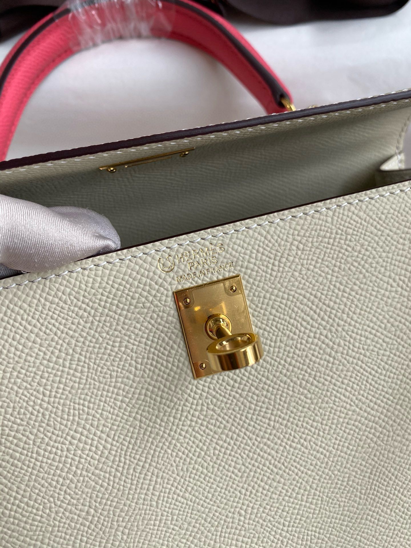 Hermes HSS Kelly Sellier 25 Bag in Craie and Rose Lipstick Epsom Calfskin - Image 8