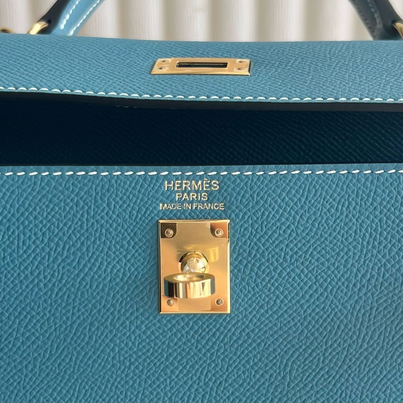 Hermes Kelly Sellier 25 Handmade Bag in New Blue Jean Epsom Calfskin - Image 9