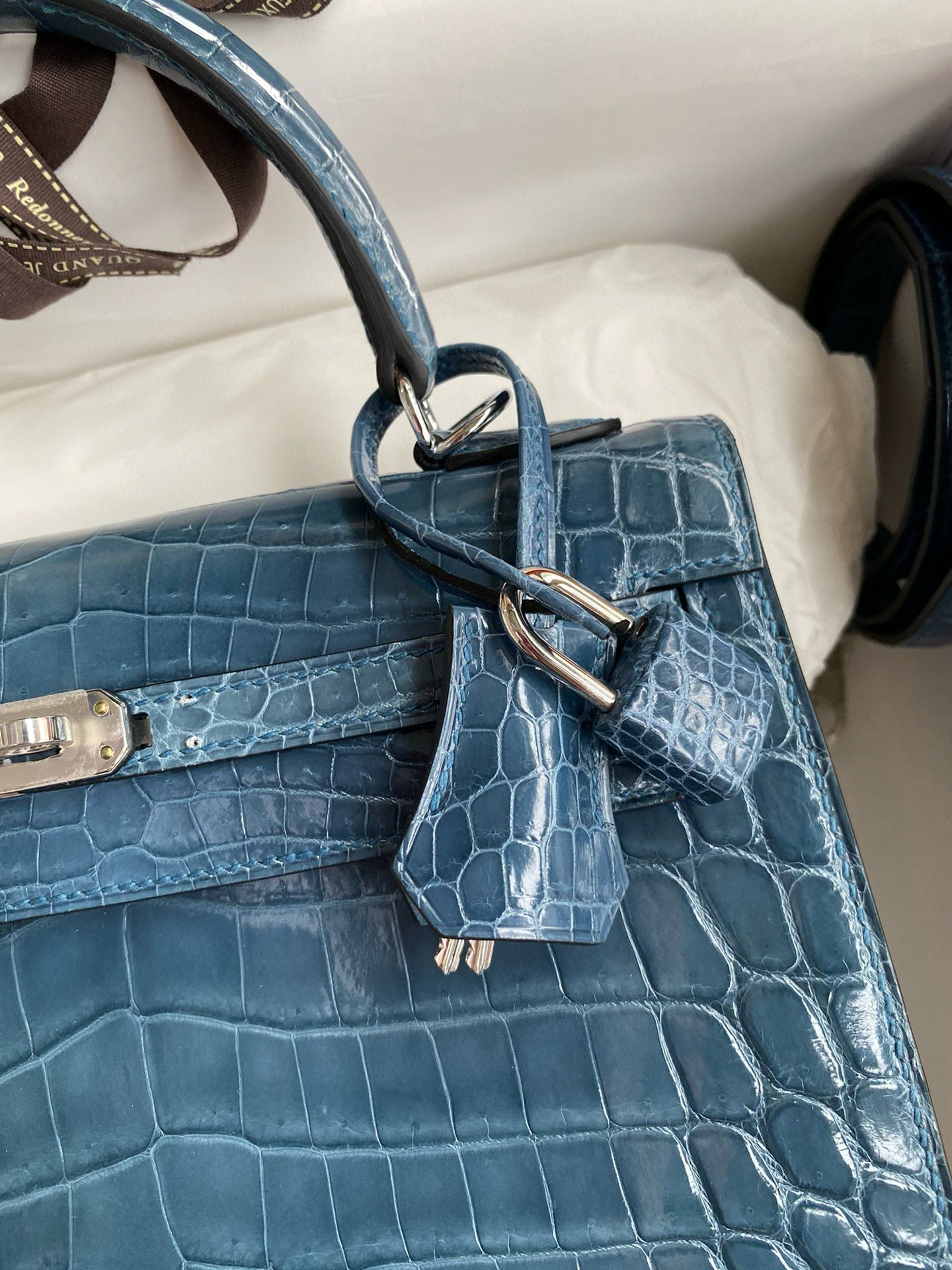 Hermes Kelly Retourne 25 Handmade Bag Blue Jean Crocodile Niloticus Shiny Skin - Image 4