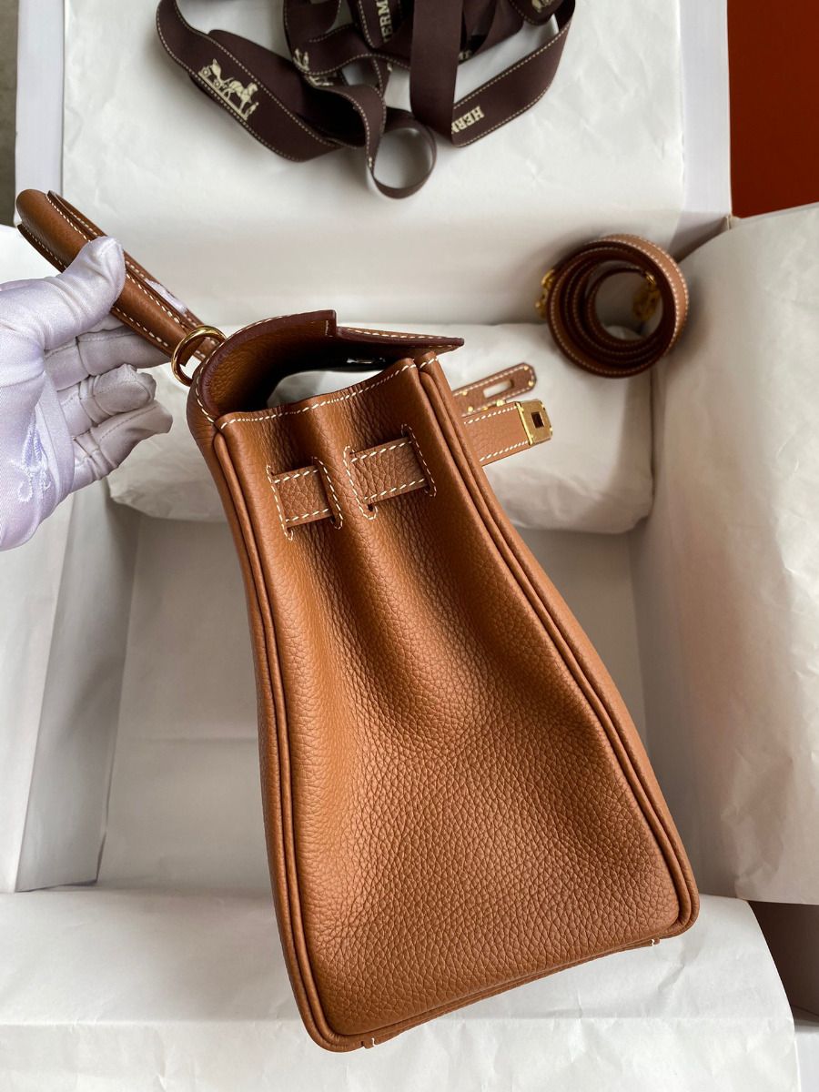 Hermes Kelly Retourne 28 Handmade Bag In Gold Clemence Leather - Image 6