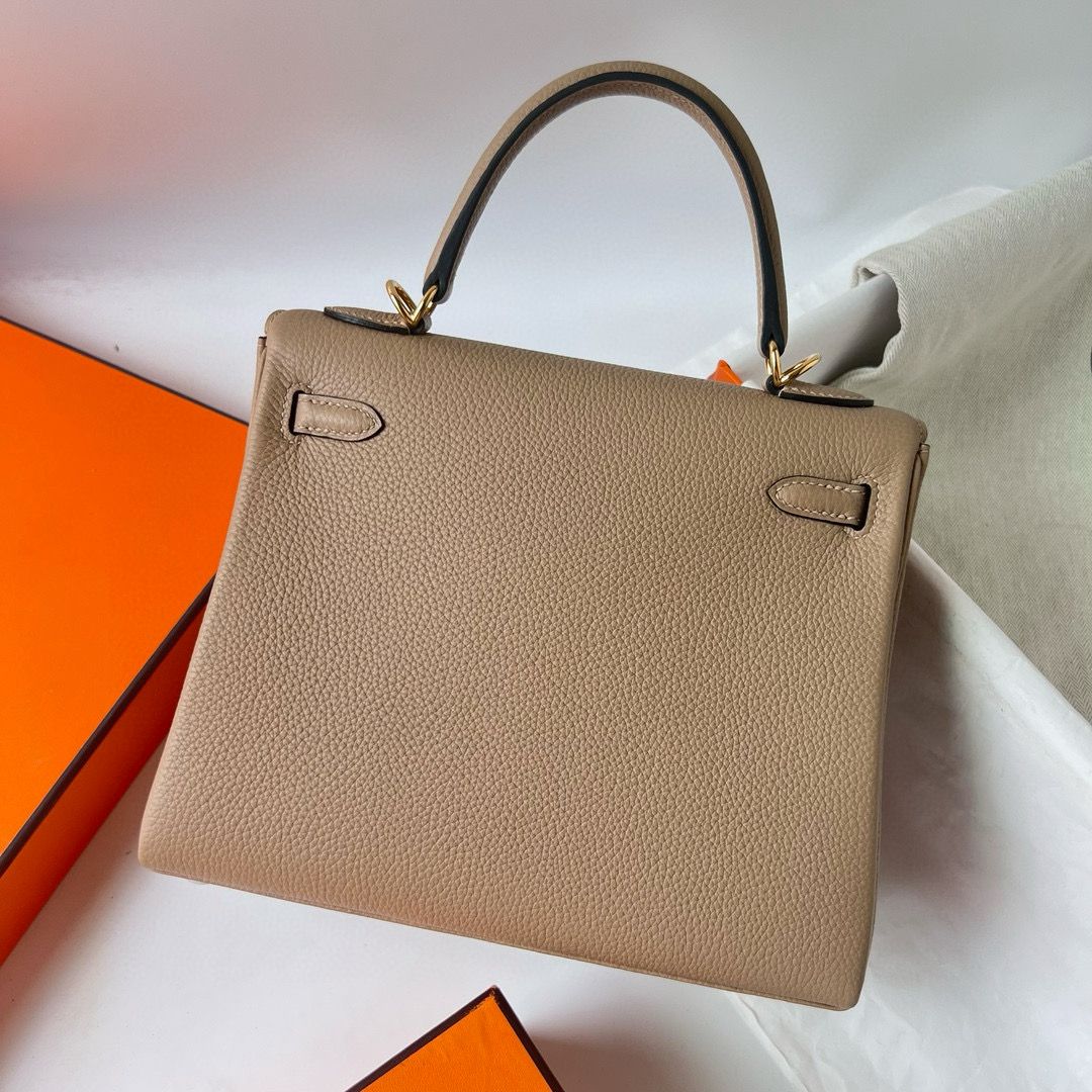 Hermes Kelly Retourne 28 Handmade Bag in Trench Clemence Leather - Image 6