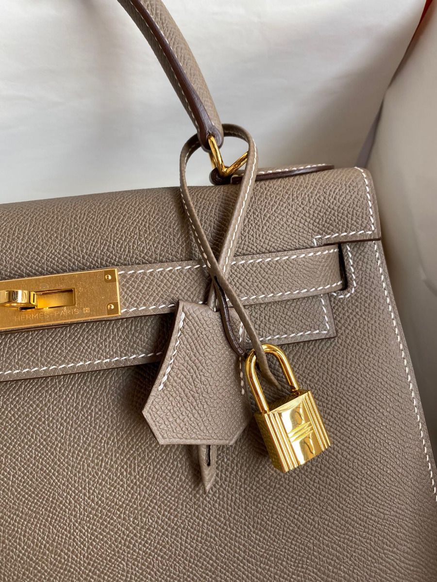 Hermes Kelly Sellier 28 Handmade Bag In Taupe Epsom Calfskin - Image 4