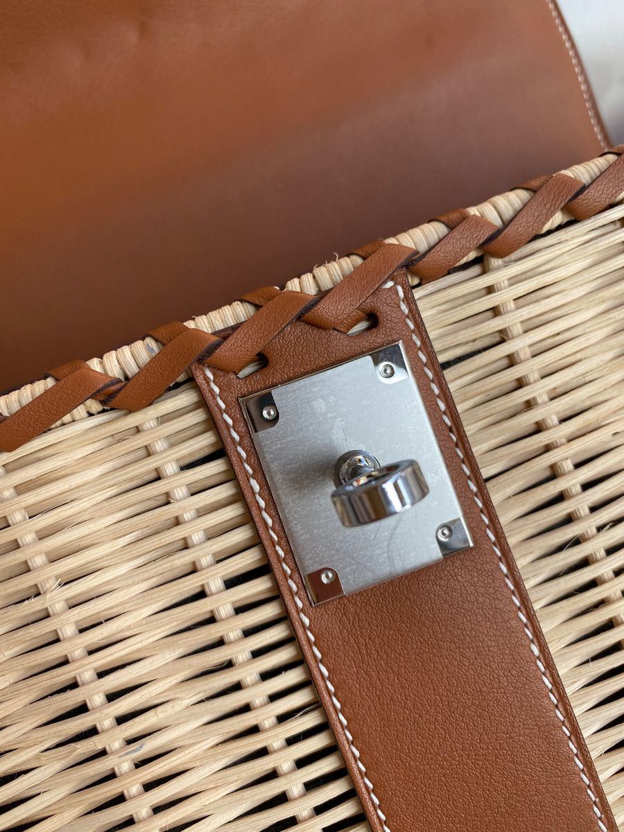 Hermes Picnic Kelly 28cm Bag in Wicker with Barenia Leather - Image 10