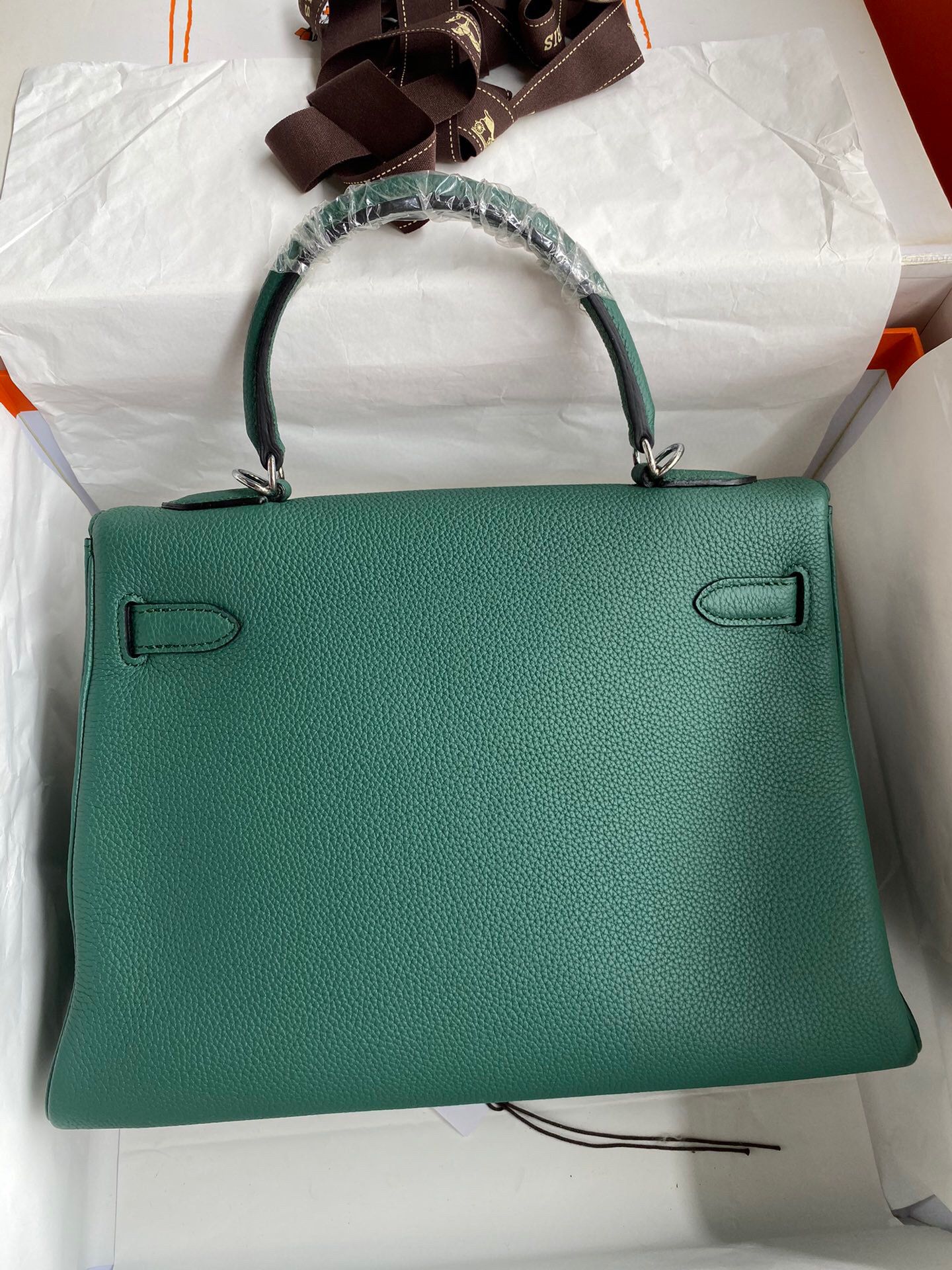 Hermes Kelly Retourne 32 Handmade Bag In Malachite Clemence Leather - Image 3