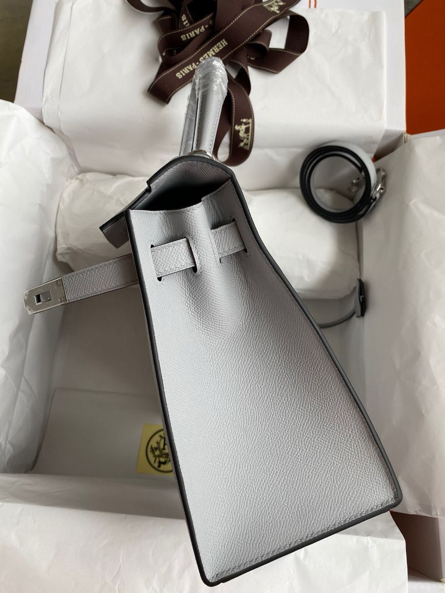 Hermes Kelly Sellier 32 Handmade Bag in Blue Glacier Epsom Calfskin - Image 6