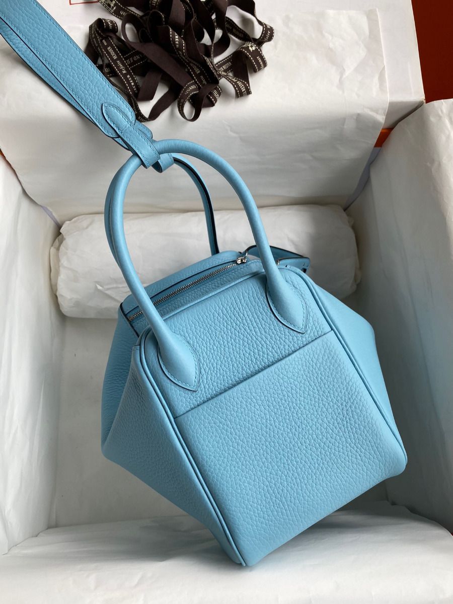Hermes Lindy 26 Handmade Bag In Blue Atoll Clemence Leather - Image 3