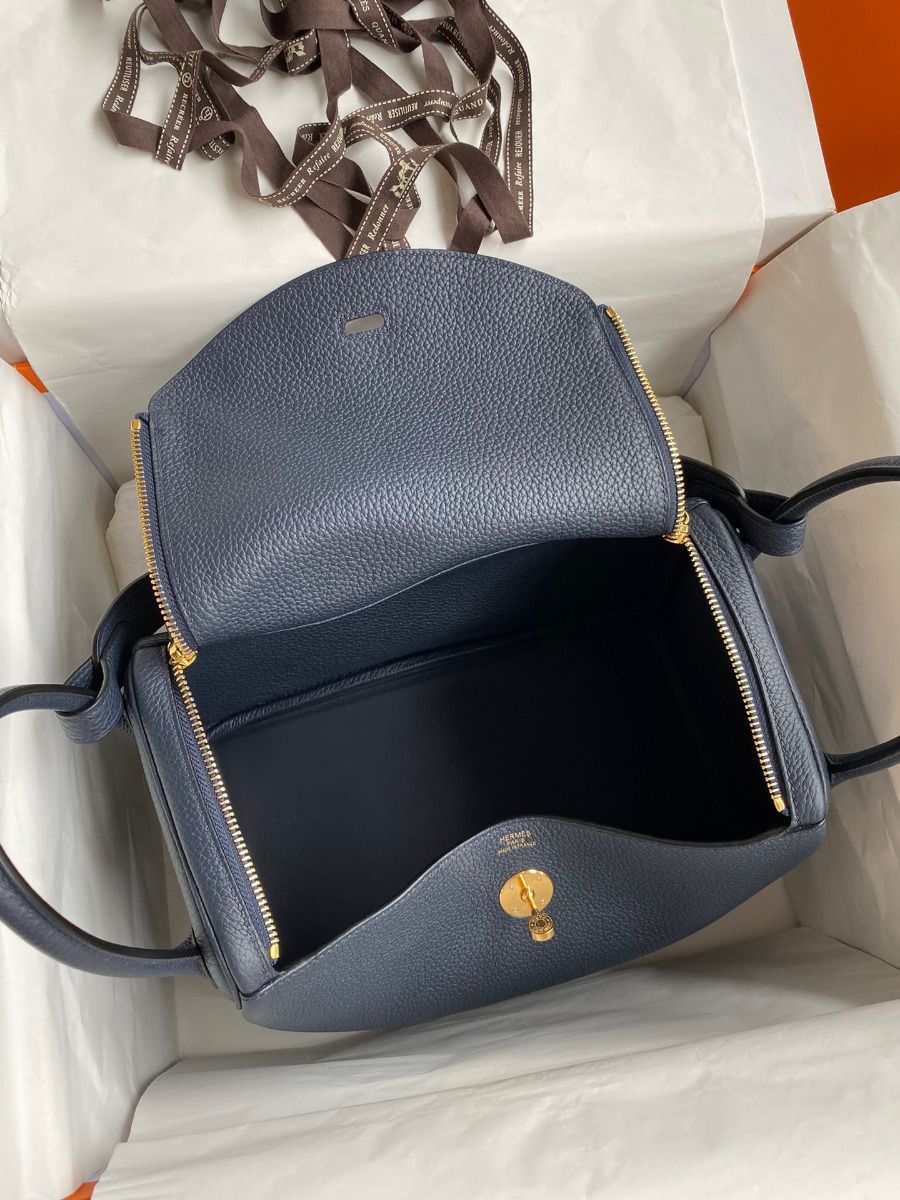 Hermes Lindy 30 Handmade Bag In Blue Nuit Clemence Leather - Image 9