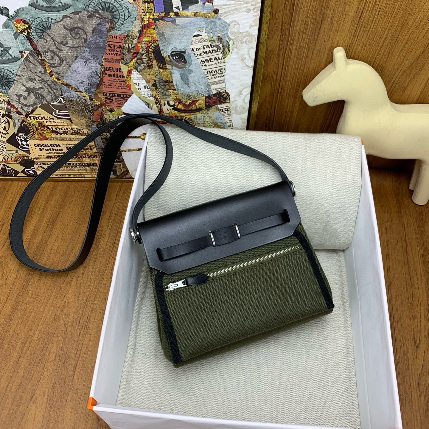 Hermes Herbag Zip 20 Bag in Green Canvas and Black Hunter Calfskin - Image 5