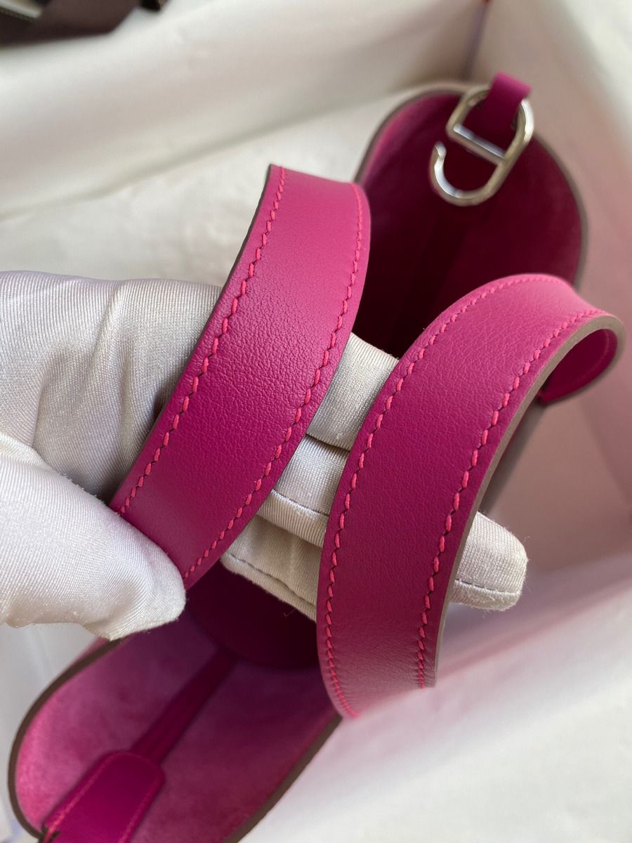 Hermes In The Loop 18 Handmade Bag in Rose Purple Clemence Leatherther - Image 11