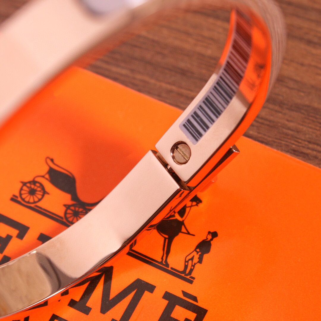 Hermes Orange Mini Clic Kelly Bracelet - Image 6