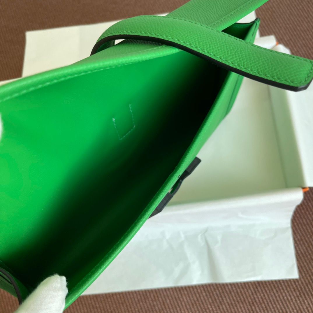 Hermes Jige Elan 29 Clutch Bag In Bamboo Epsom Leather - Image 8