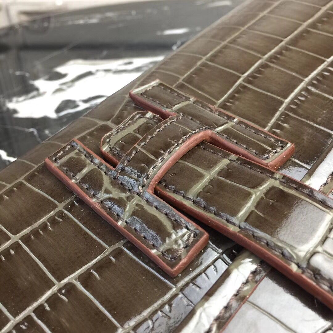 Hermes Jige Elan 29 Clutch In Chocolate Crocodile Leather - Image 5