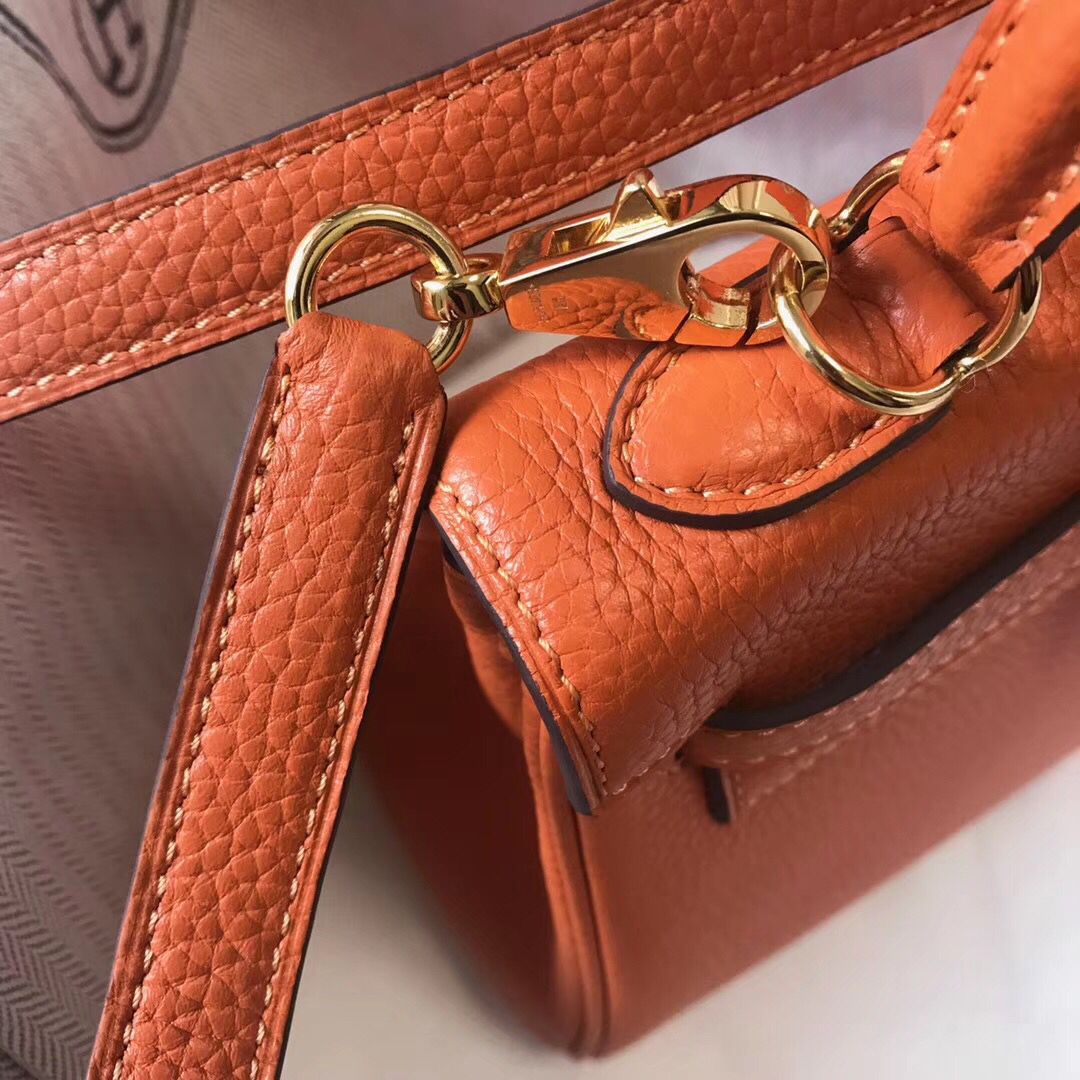 Hermes Kelly 20cm Bag In Orange Clemence Leather GHW - Image 6