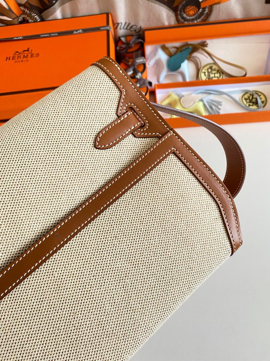 Hermes Kelly Depeches 25 Pouch in Ecru Toile - Image 4