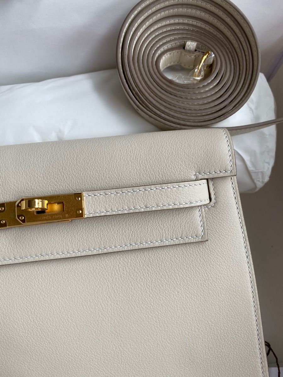 Hermes Kelly Danse II Bag In Craie Evercolor Calfskin - Image 4