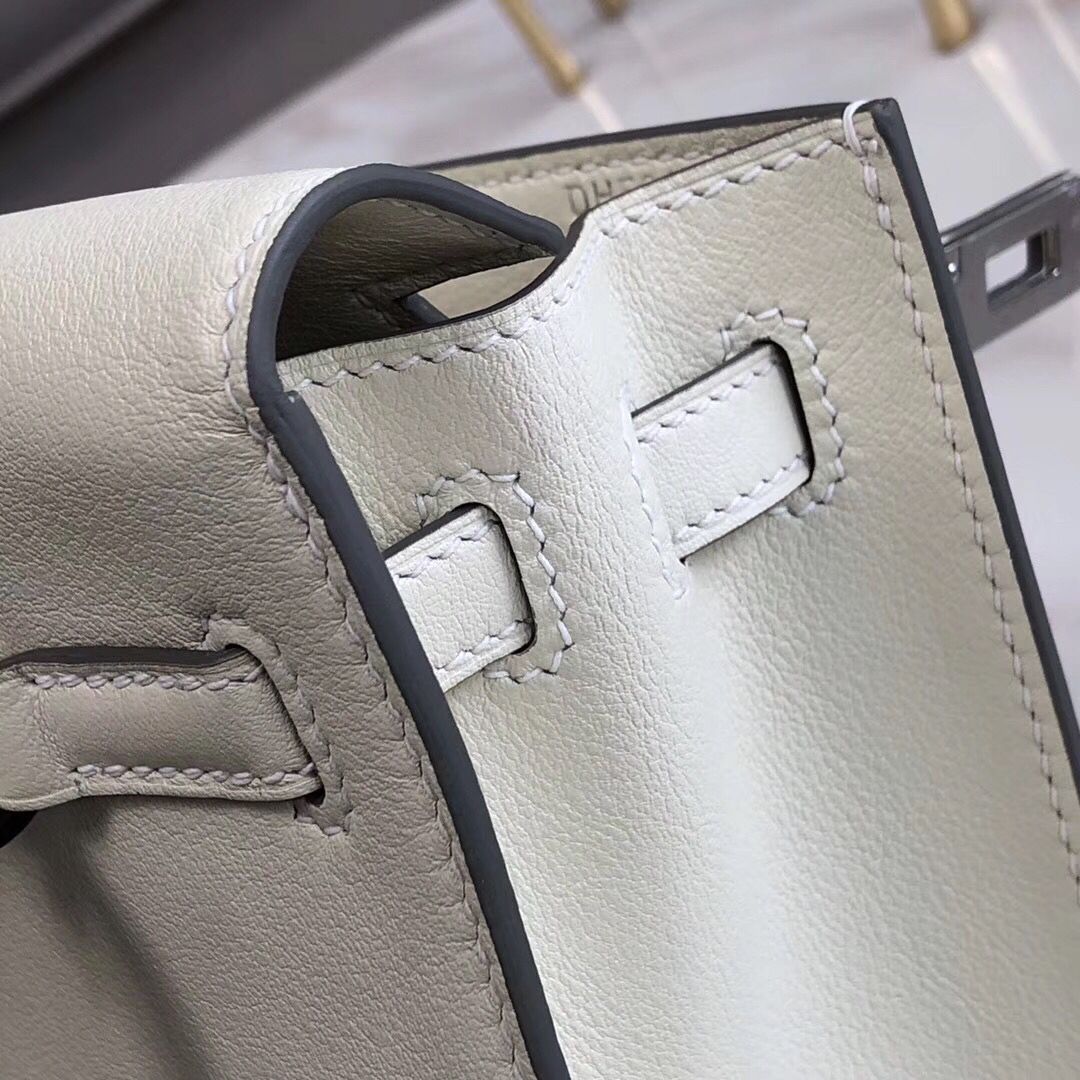 Hermes Kelly Danse Handmade Bag In White Swift Leather - Image 7