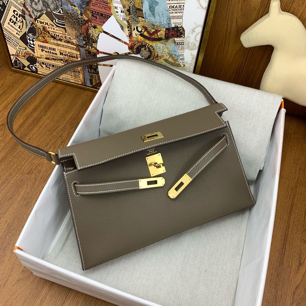 Hermes Kelly Elan Handmade Bag In Taupe Chevre Mysore Leather - Image 4