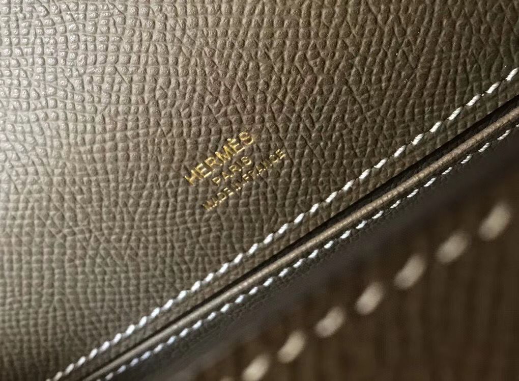 Hermes Kelly Pochette Bag In Taupe Grey Epsom Leather - Image 7