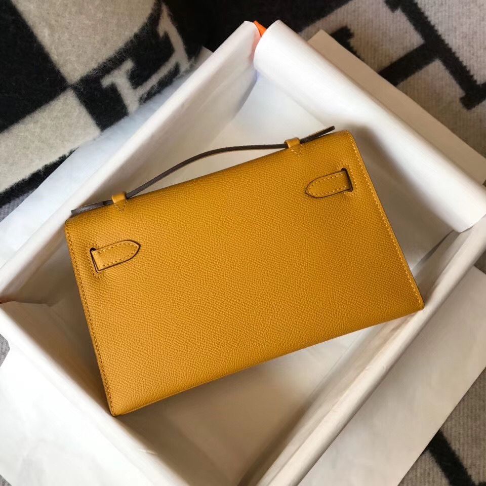 Hermes Kelly Pochette Bag In Yellow Epsom Leather - Image 3