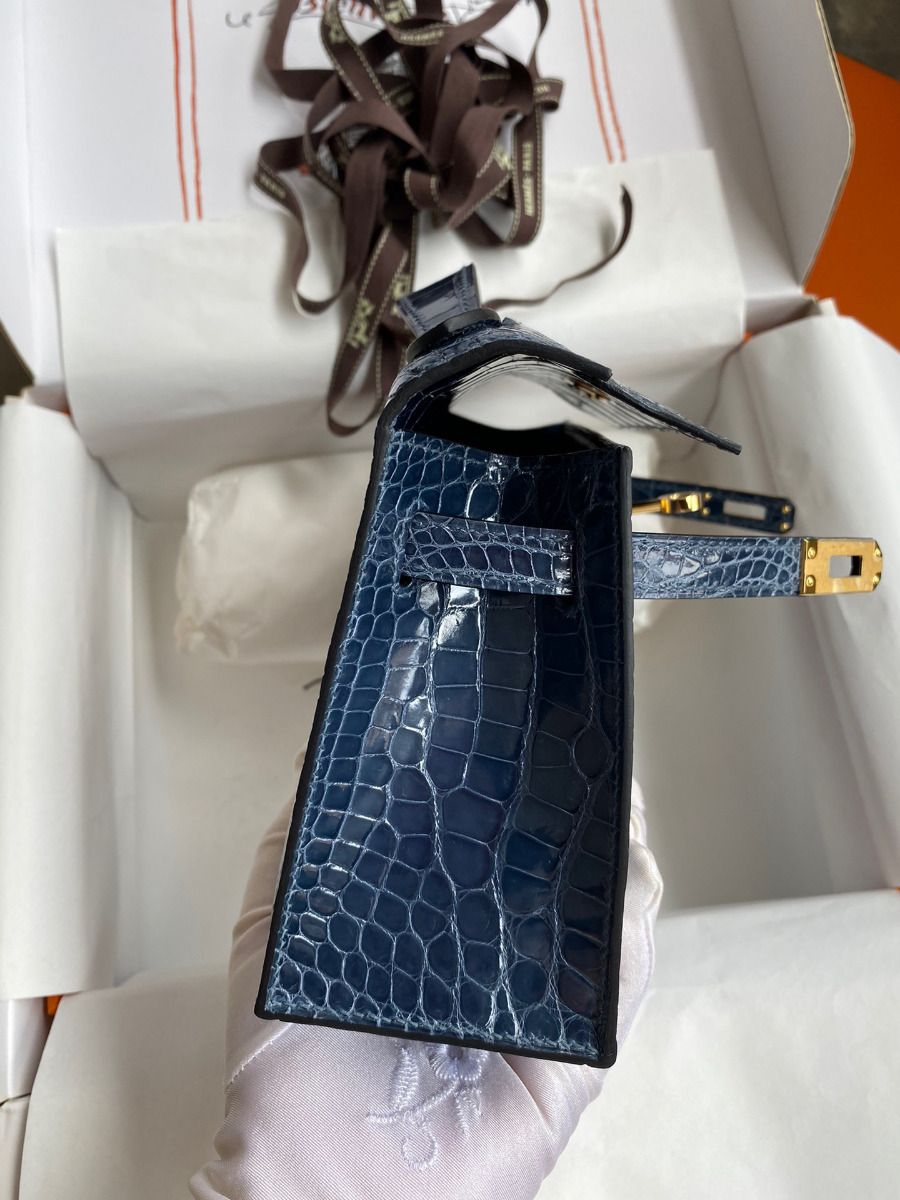 Hermes Kelly Pochette Handmade Bag In Vert Bosphore Shiny Alligator Leather - Image 8