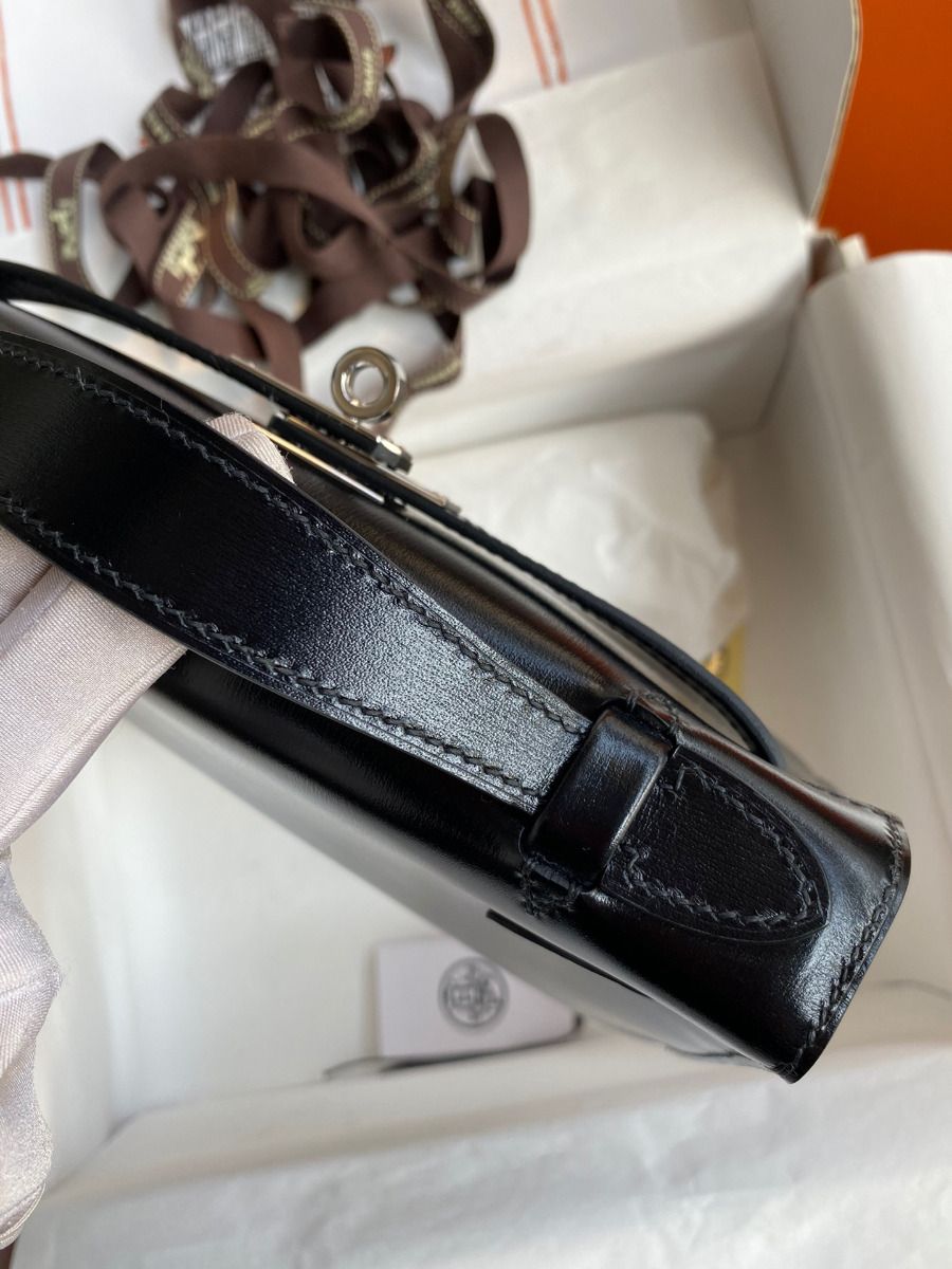 Hermes Kelly Pochette Handmade Bag In Black Box Calfskin - Image 7