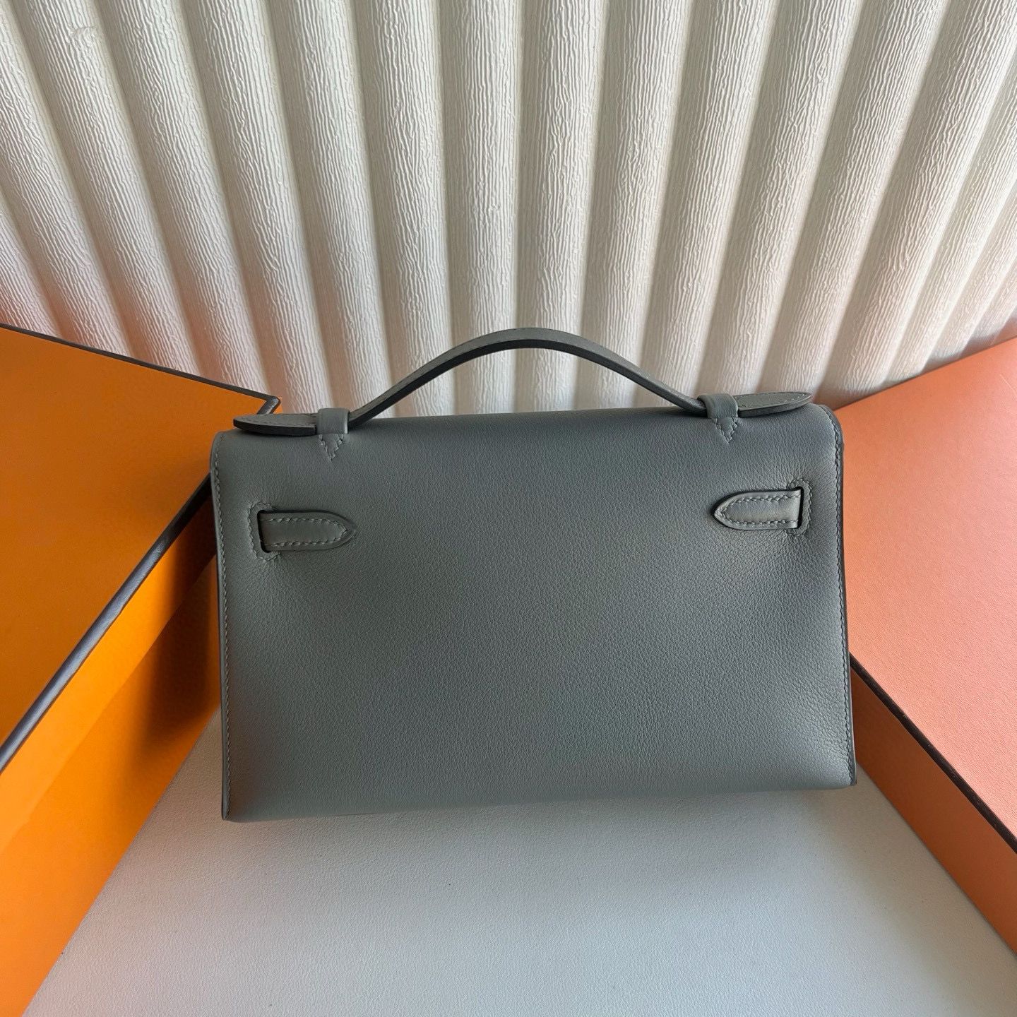 Hermes Kelly Pochette Handmade Bag in Gris Meyer Swift Calfskin - Image 5