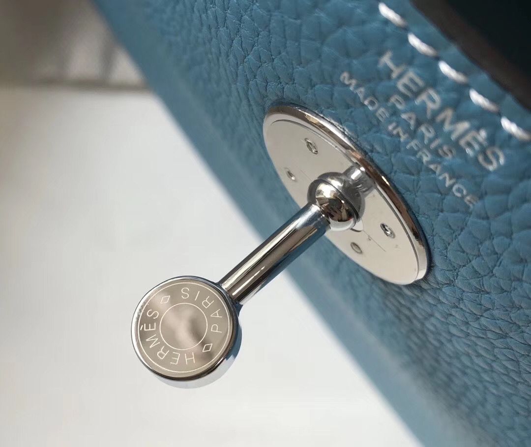 Hermes Lindy 26cm Bag In Blue Jean Clemence Leather PHW - Image 6