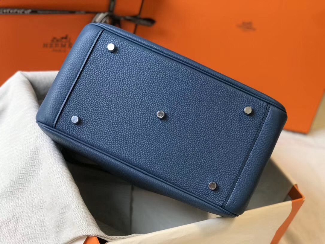 Hermes Lindy 30cm Bag In Blue Agate Clemence Leather PHW - Image 5