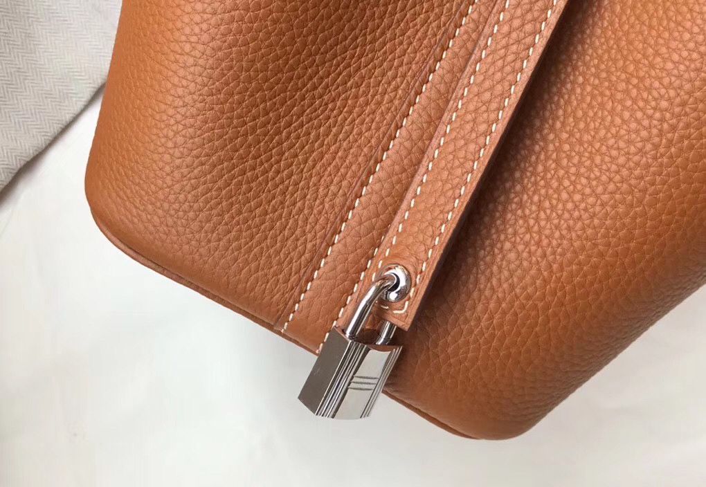 Hermes Picotin Lock 18 Bag In Gold Clemence Leather - Image 5