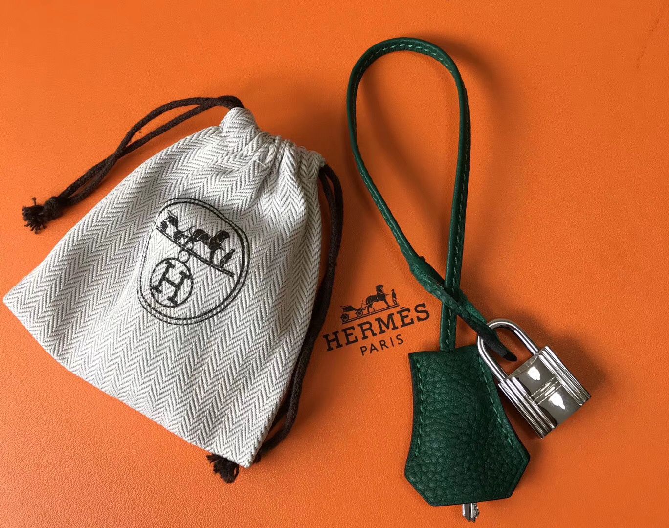 Hermes Picotin Lock 18 Bag In Vert Vertigo Clemence Leather - Image 9