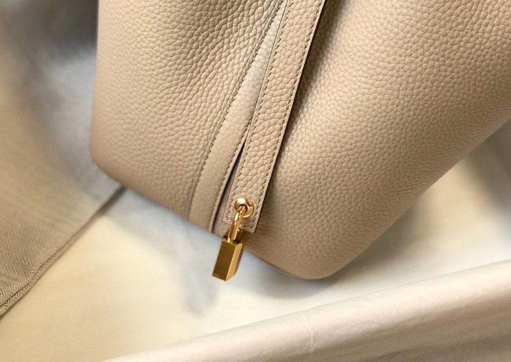 Hermes Picotin Lock 18 Bag In Trench Clemence Leather - Image 4