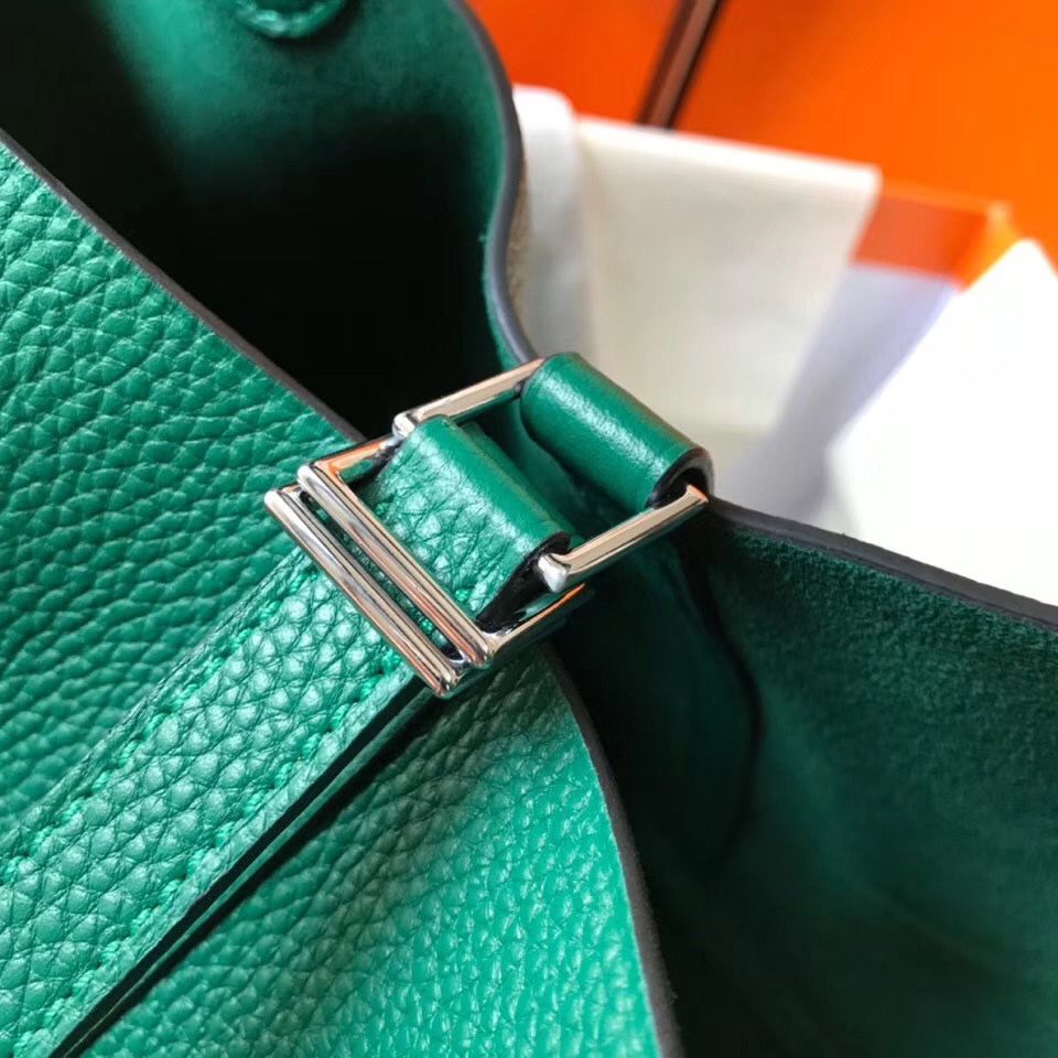 Hermes Picotin Lock 22 Bag In Vert Vertigo Clemence Leather - Image 5